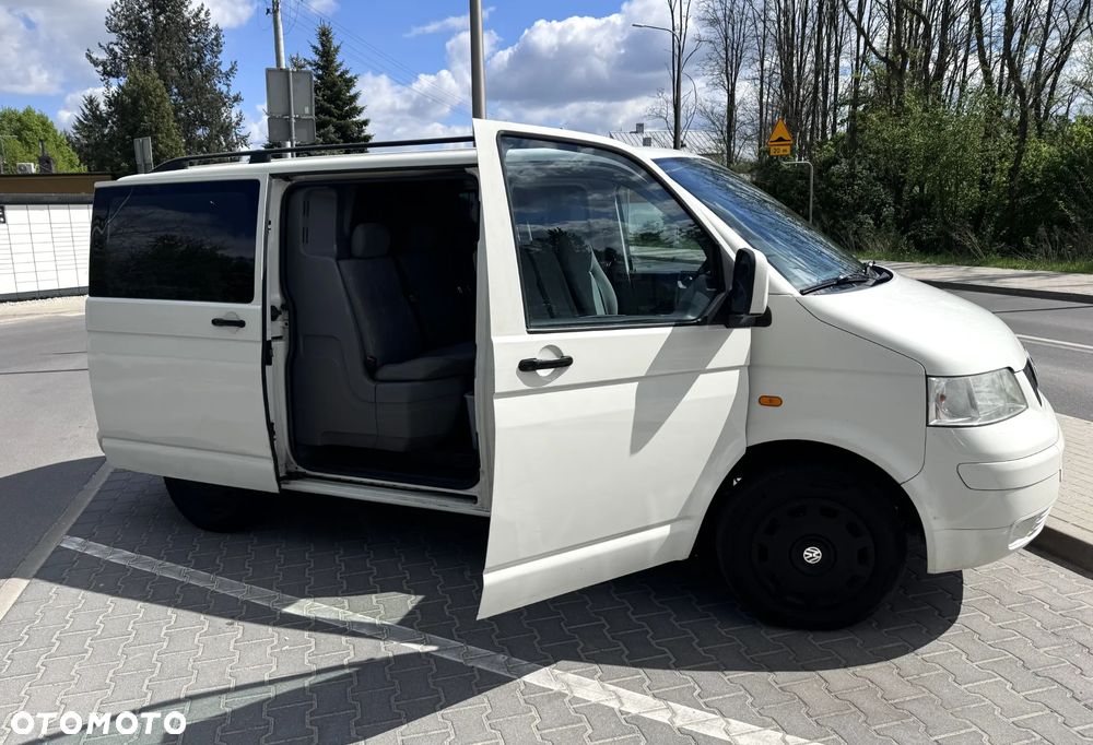 Volkswagen Transporter T5 - 38
