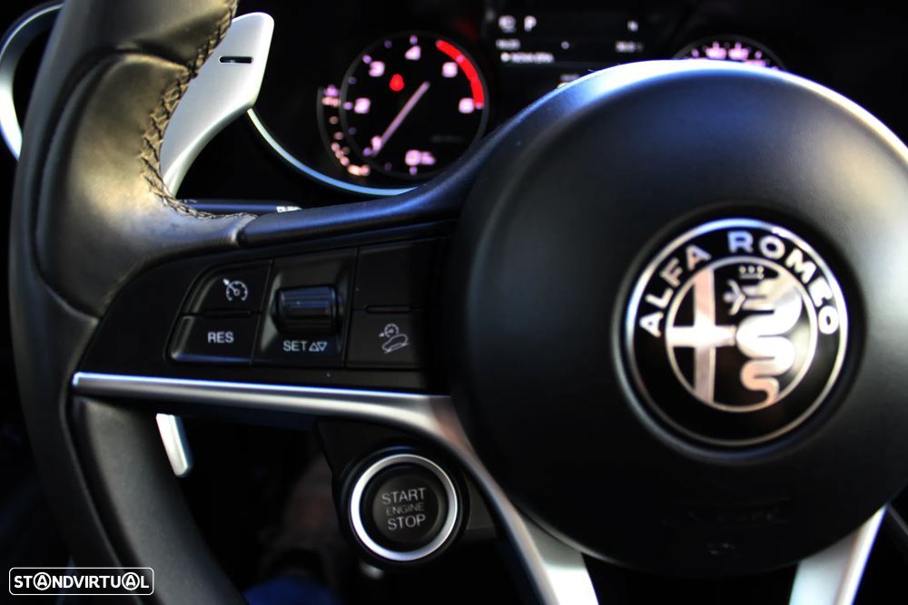 Alfa Romeo Stelvio 2.2 D Super AT8 - 36