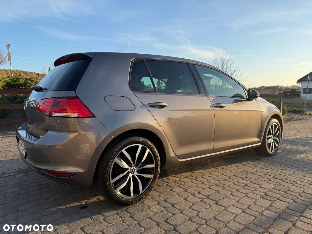 Volkswagen Golf 1.2 TSI DSG Comfortline - 1