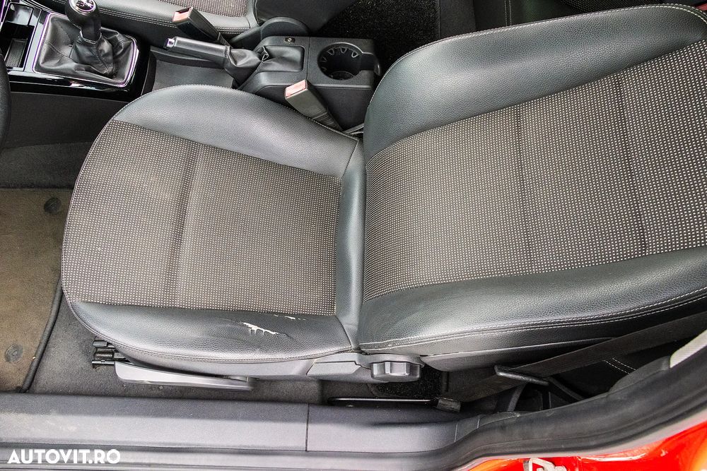 Opel Astra GTC 1.7 CDTI Sport - 16