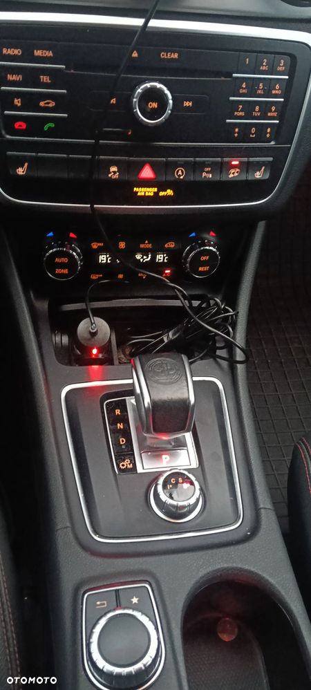 Mercedes-Benz CLA AMG 45 4-Matic - 11