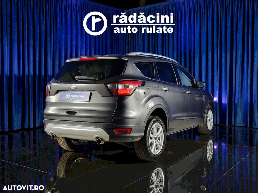 Ford Kuga - 9