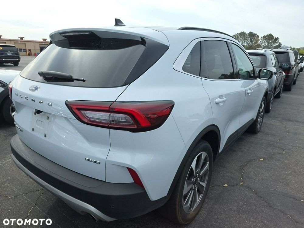 Ford Escape - 4