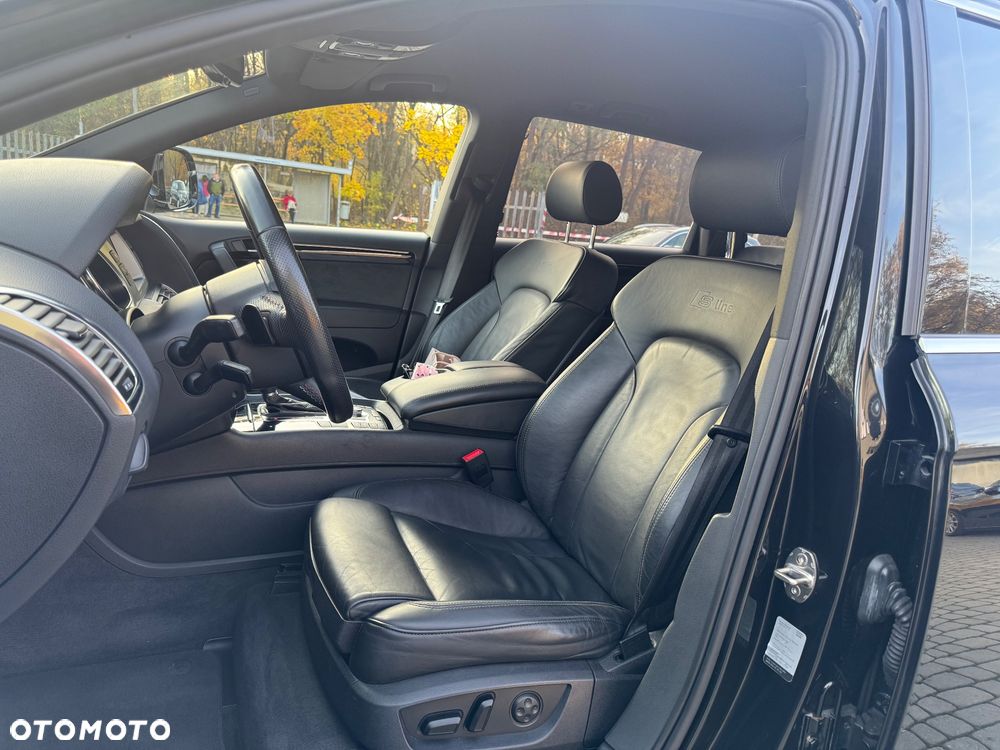 Audi Q7 - 10
