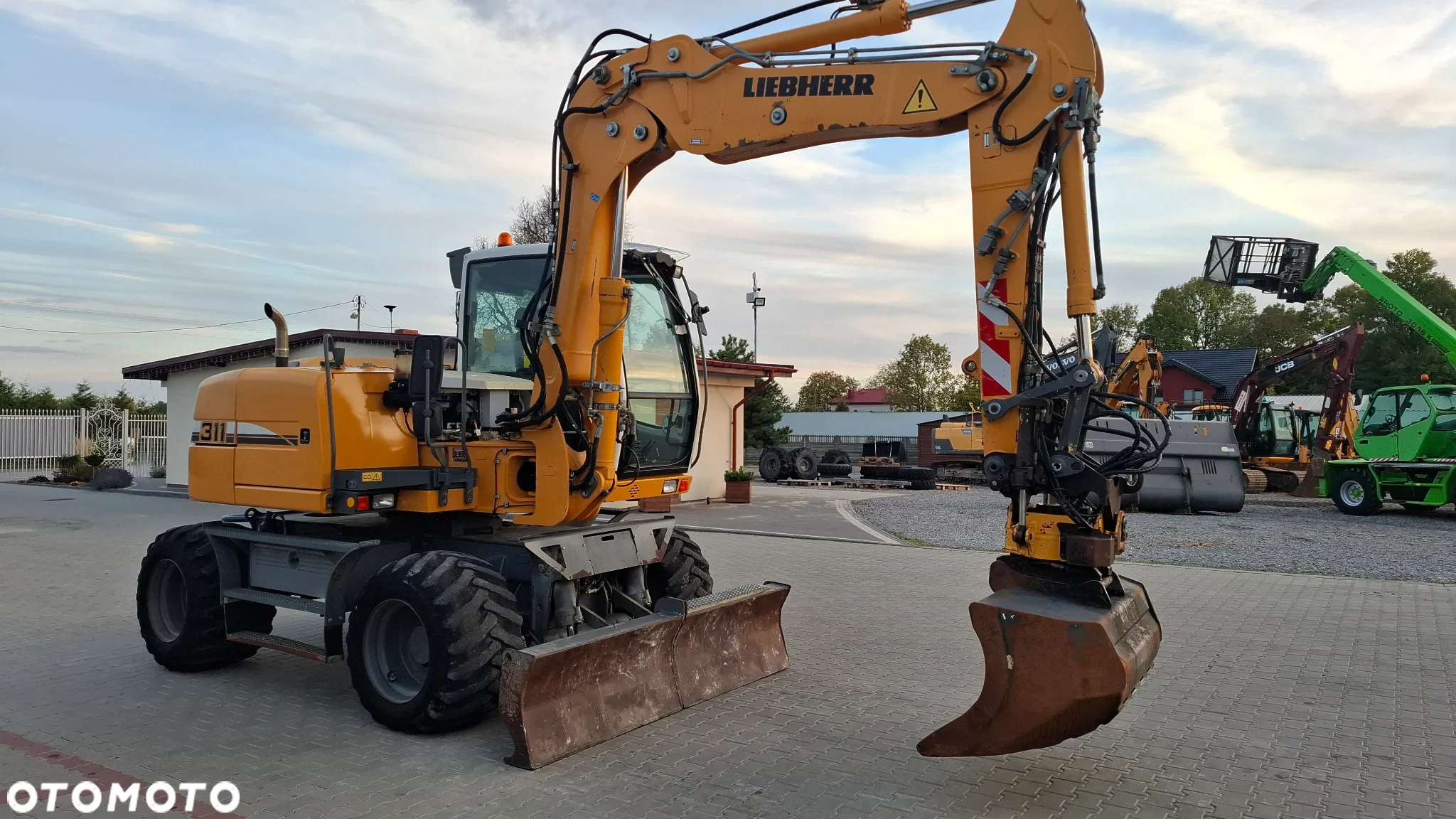 Liebherr A311 ROTOTILT - 5