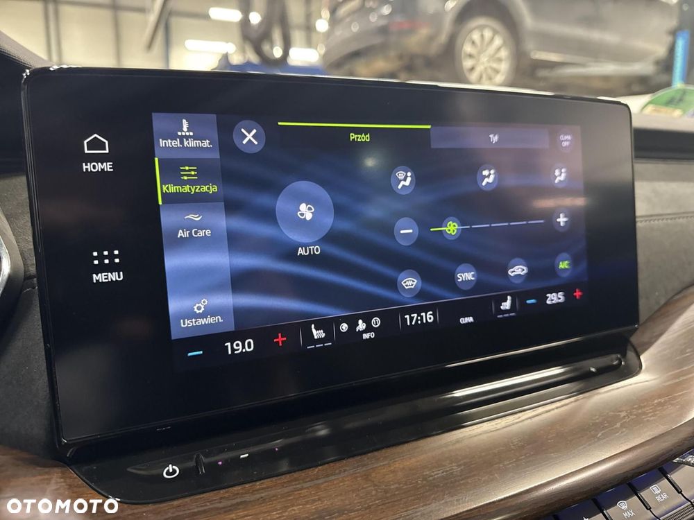 Skoda Octavia 2.0 TDI 4x4 Scout DSG - 18