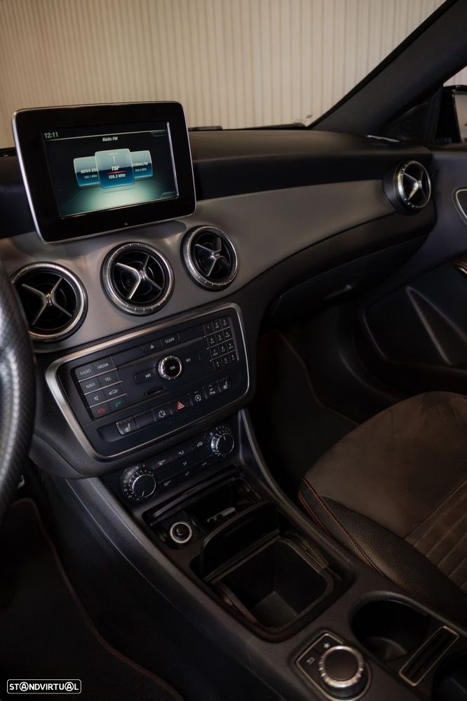 Mercedes-Benz CLA 220 d 7G-DCT AMG Line - 34