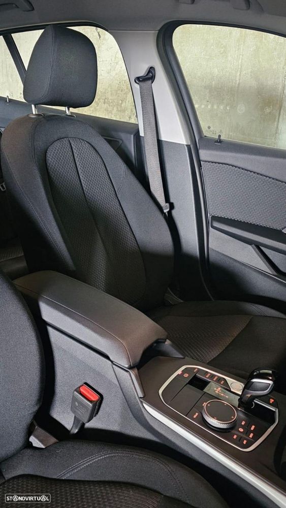 BMW 116 d Line Sport Auto - 24