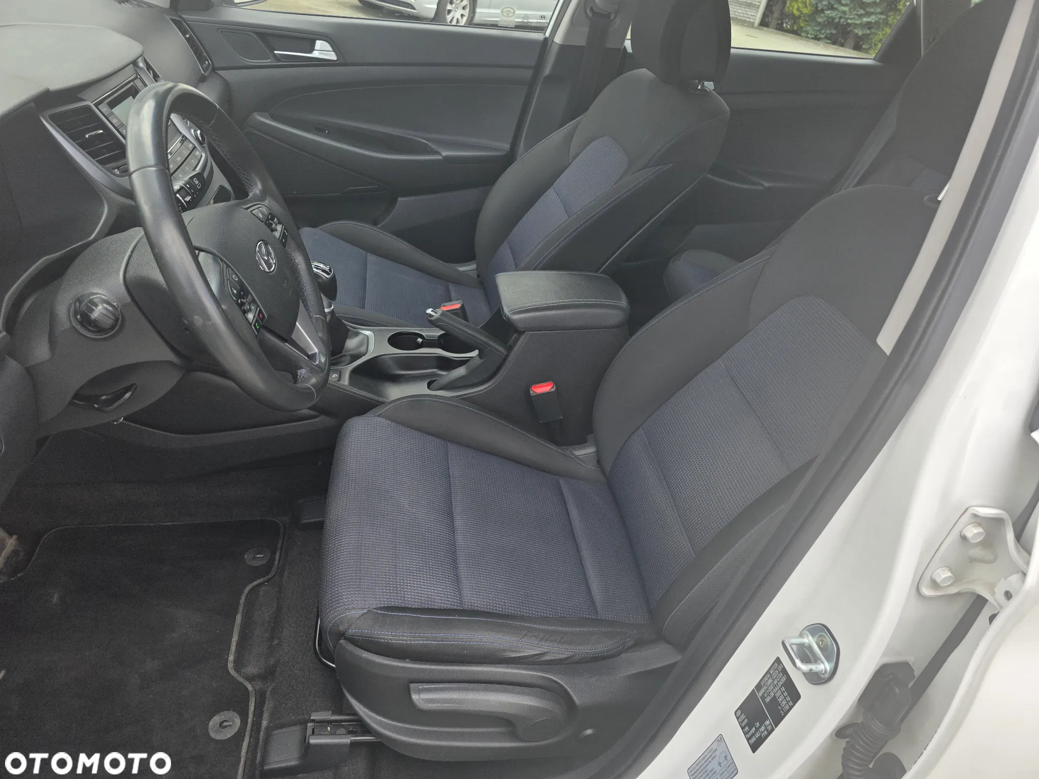 Hyundai Tucson blue 1.7 CRDi 2WD Classic - 15