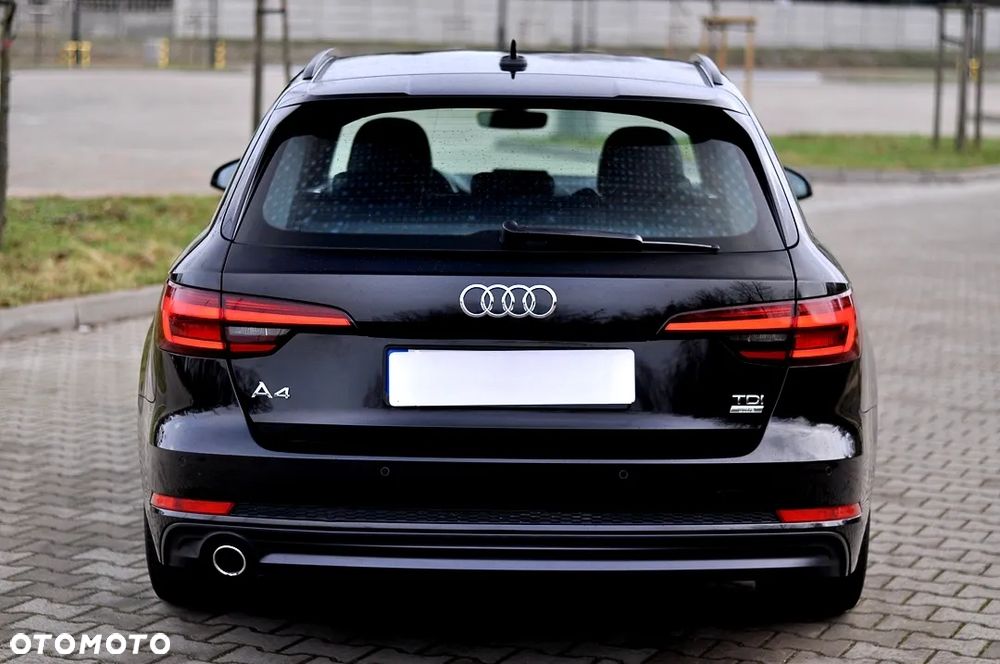 Audi A4 Avant 2.0 TDI S tronic - 14