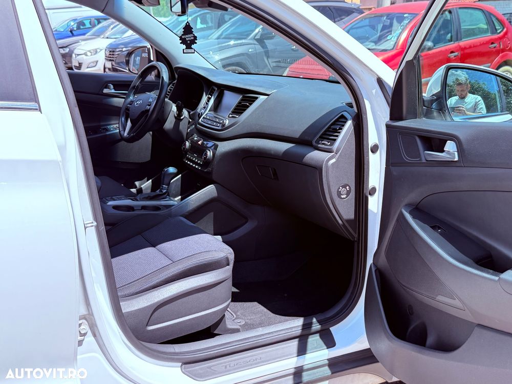 Hyundai Tucson blue 1.7 CRDi 2WD DCT Premium - 20