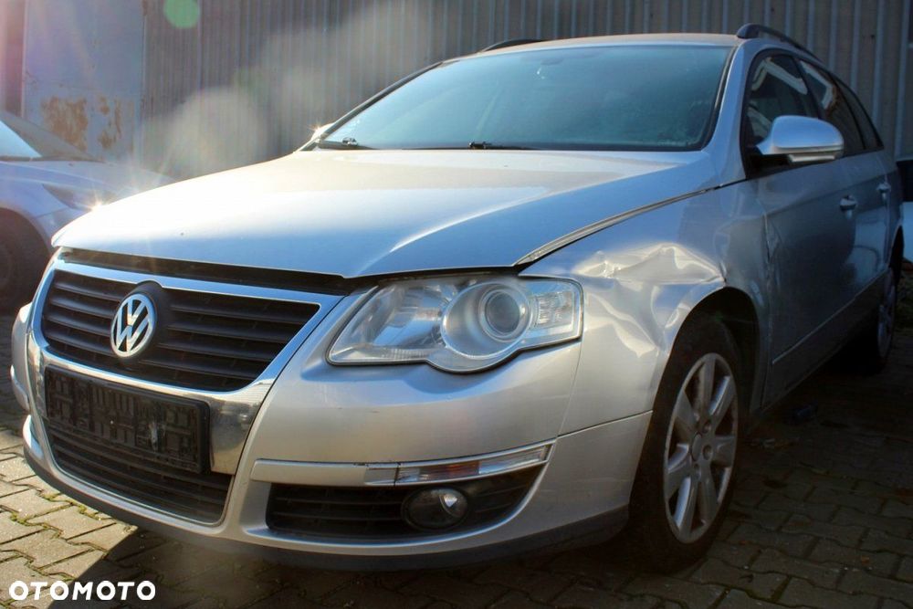 VW Passat B6 2010 2.0TDI CBAB Kombi (MASKA, ZDERZAK, LAMPA, BŁOTNIK, DRZWI, SZYBA, FOTEL) - 3