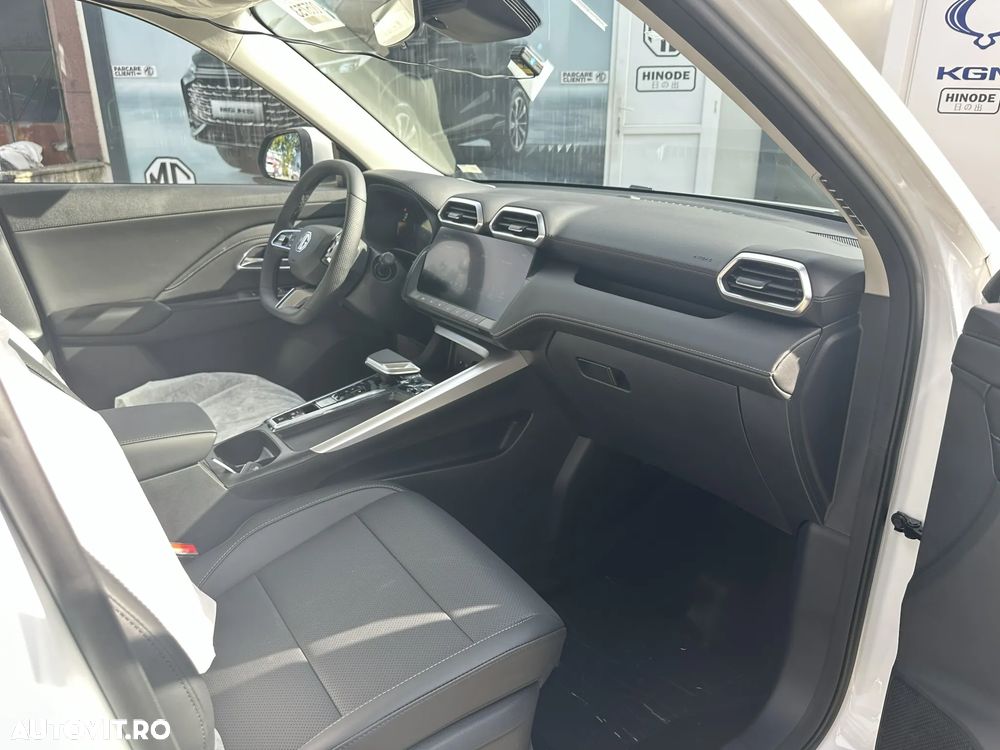 MG ZS HEV Hybrid+ Luxury - 20