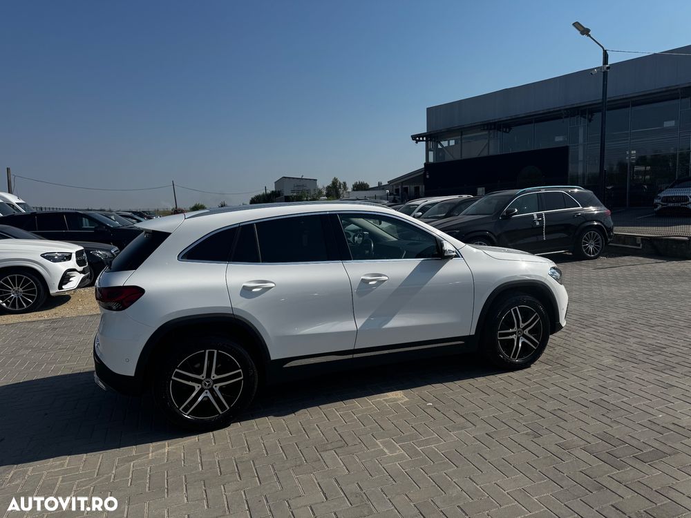 Mercedes-Benz GLA 200 d Aut. - 12