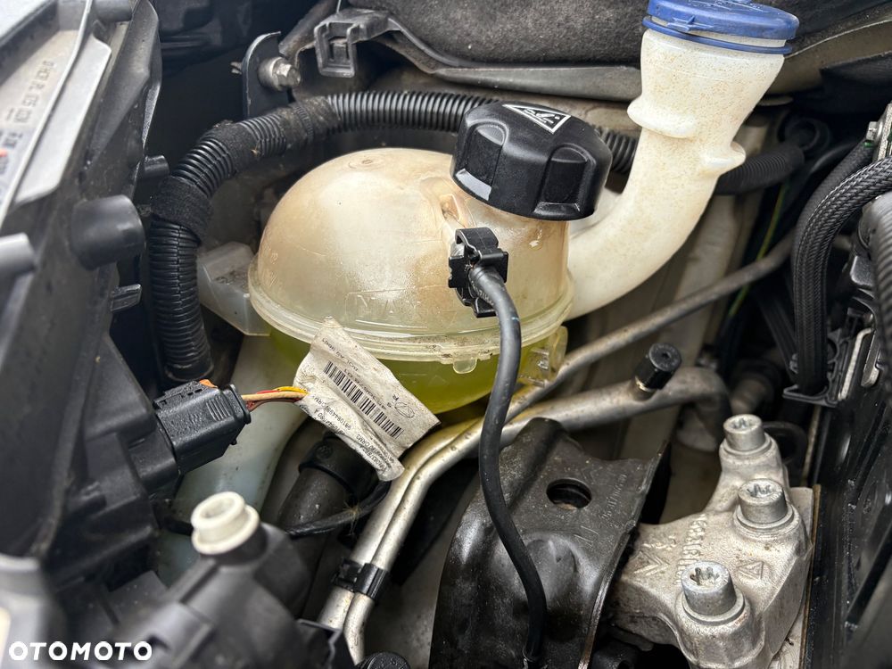 Peugeot 208 Blue-HDi 120 Stop&Start Allure - 12