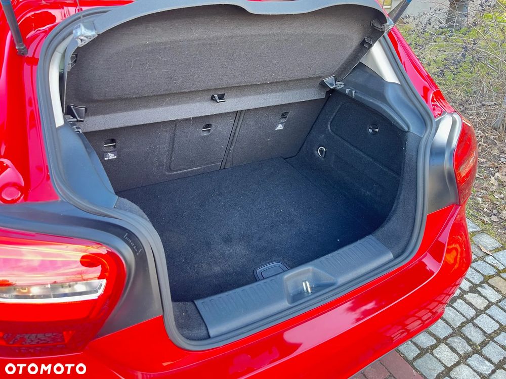 Mercedes-Benz Klasa A 180 7G-DCT Style - 10