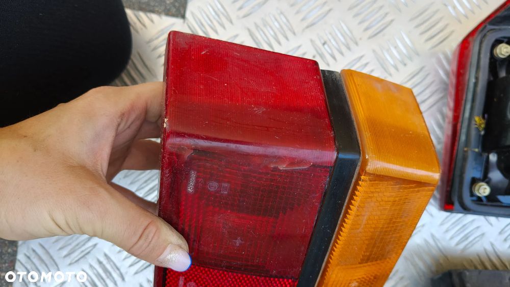 Lampa prawy tył VW Passat B1 sedan kombi passat B2 kombi - 16