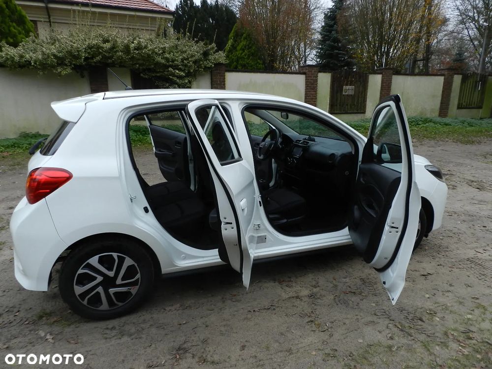 Mitsubishi Space Star - 10