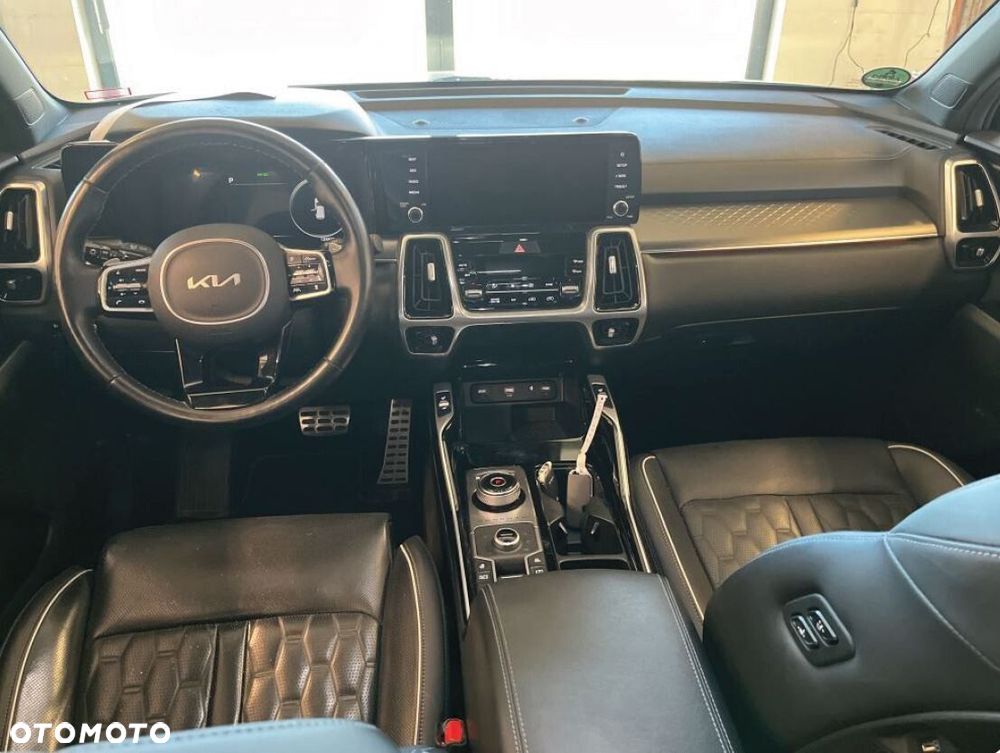 Kia Sorento - 5