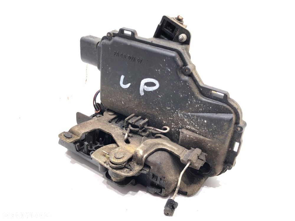 ZAMEK DRZWI LEWY PRZÓD - 68.00 PLN - VW GOLF IV (1J1) 1997 - 2008 1.9 SDI 50 kW [68 KM] olej - 1