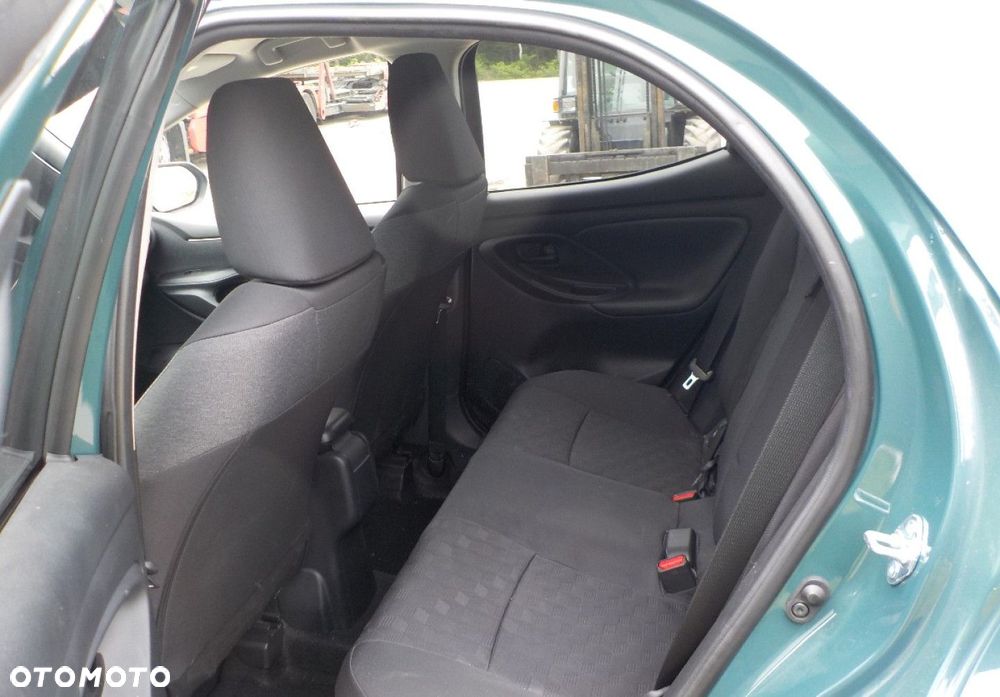 Toyota Yaris - 19