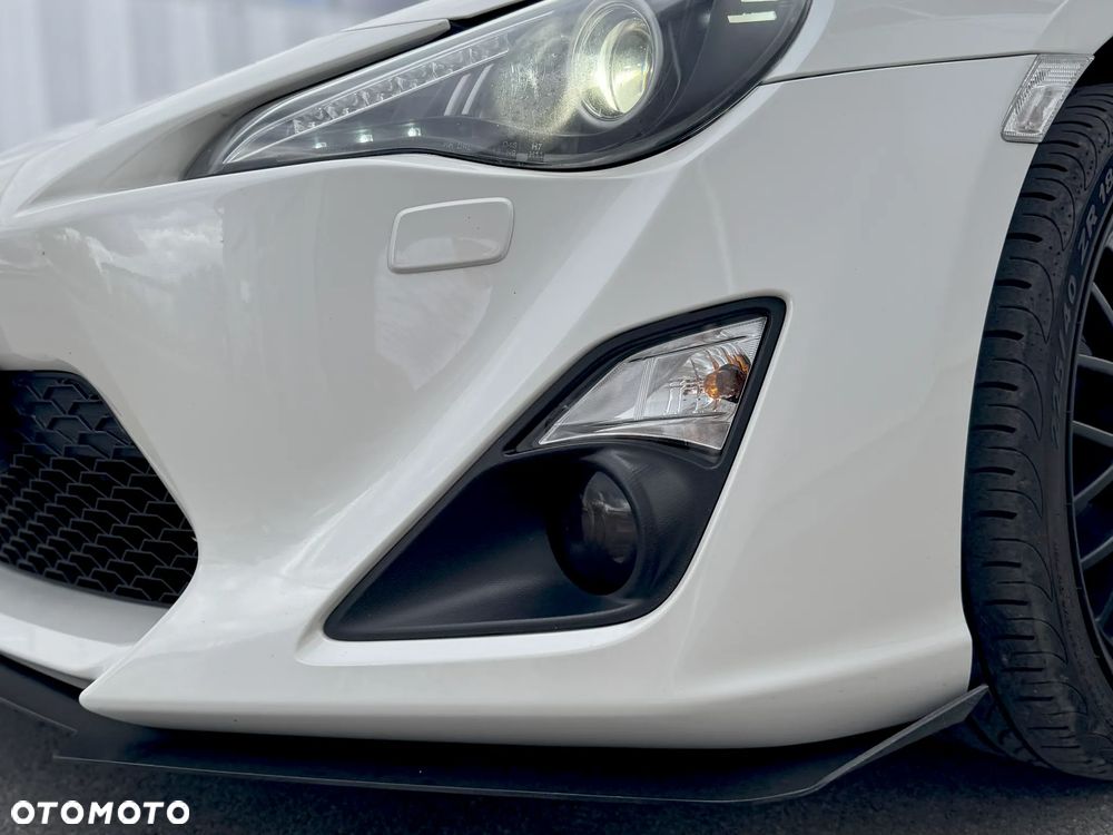 Toyota GT86 2.0 Prestige - 11