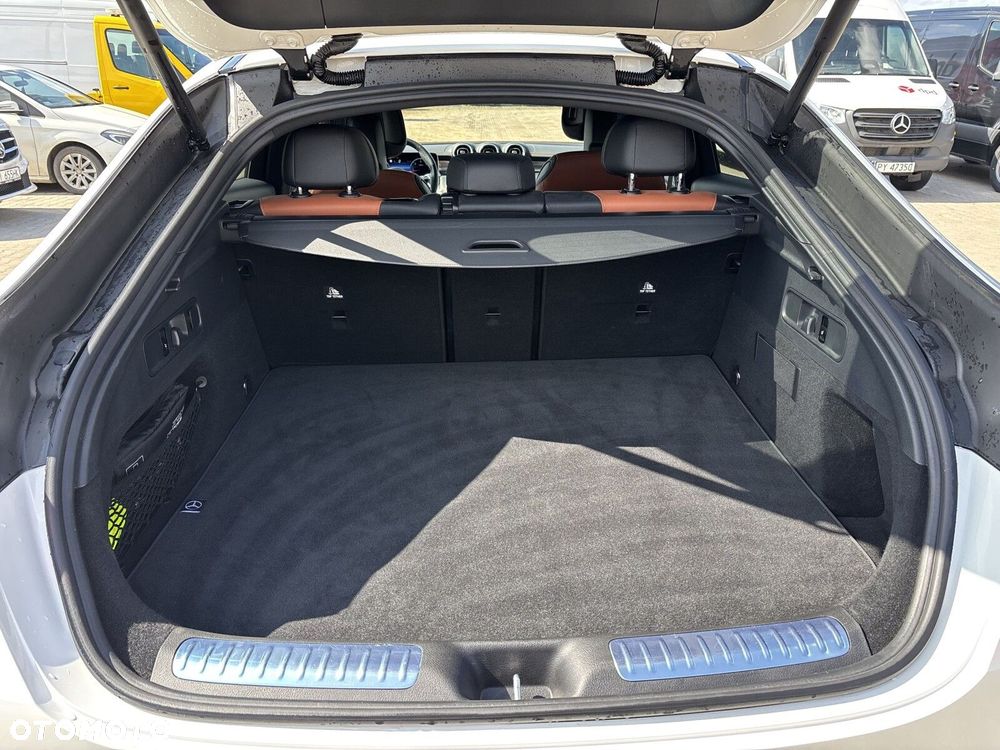 Mercedes-Benz GLC - 13