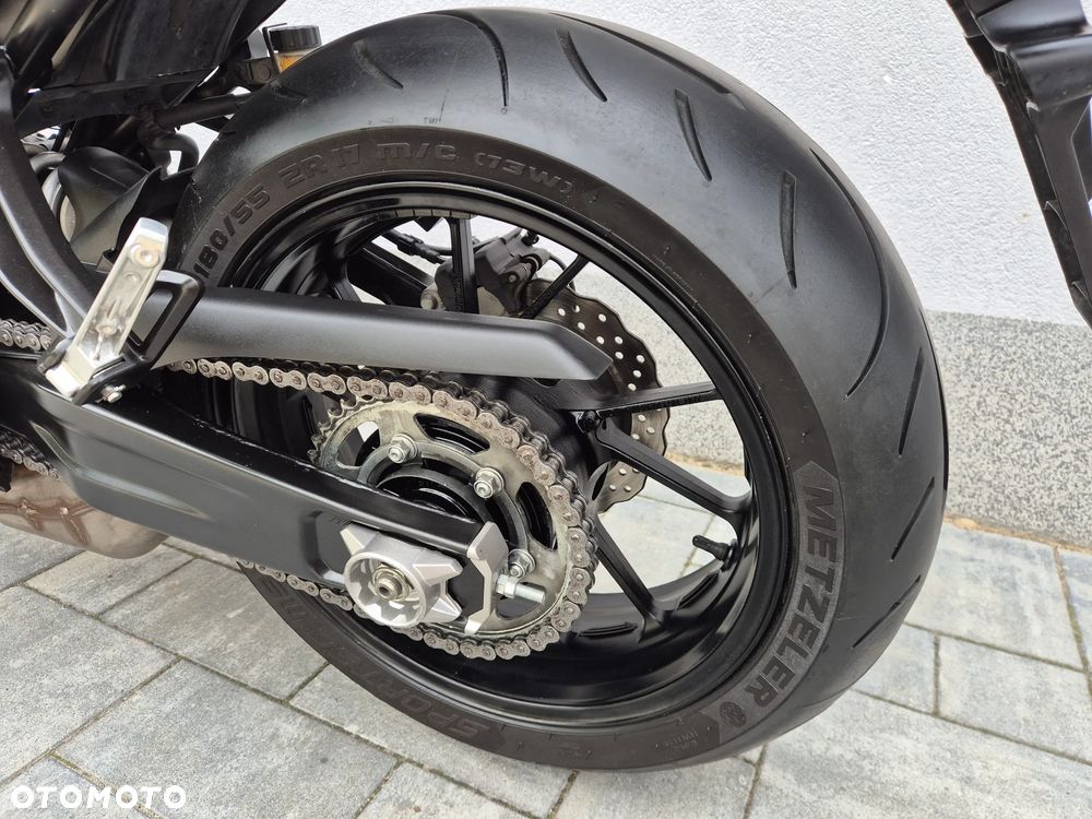 Yamaha MT - 7
