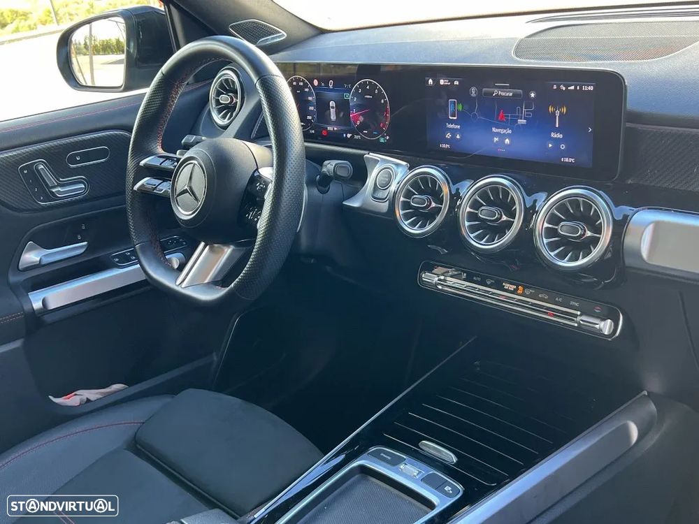 Mercedes-Benz GLB 200 AMG Line - 22