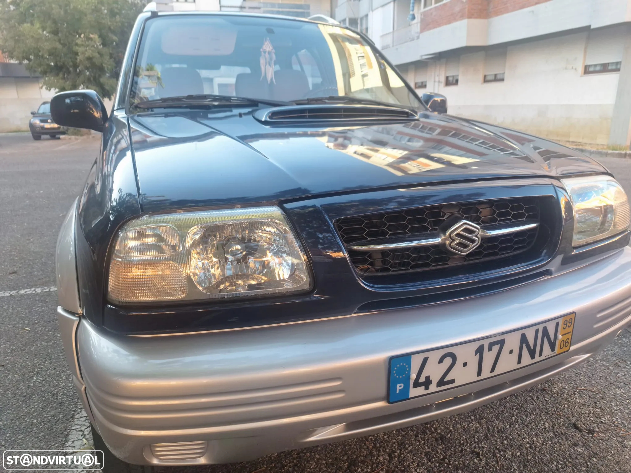 Suzuki Grand Vitara Metal Top 2.0 TDi - 10