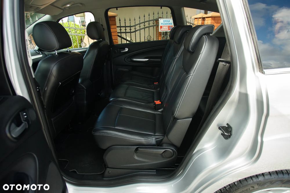 Ford S-Max 2.0 TDCi DPF Titanium X - 21