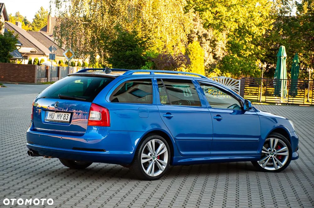 Skoda Octavia 2.0 TSI RS - 7
