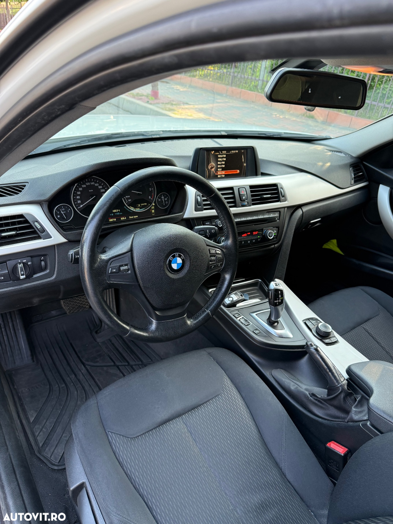 BMW Seria 3 - 26