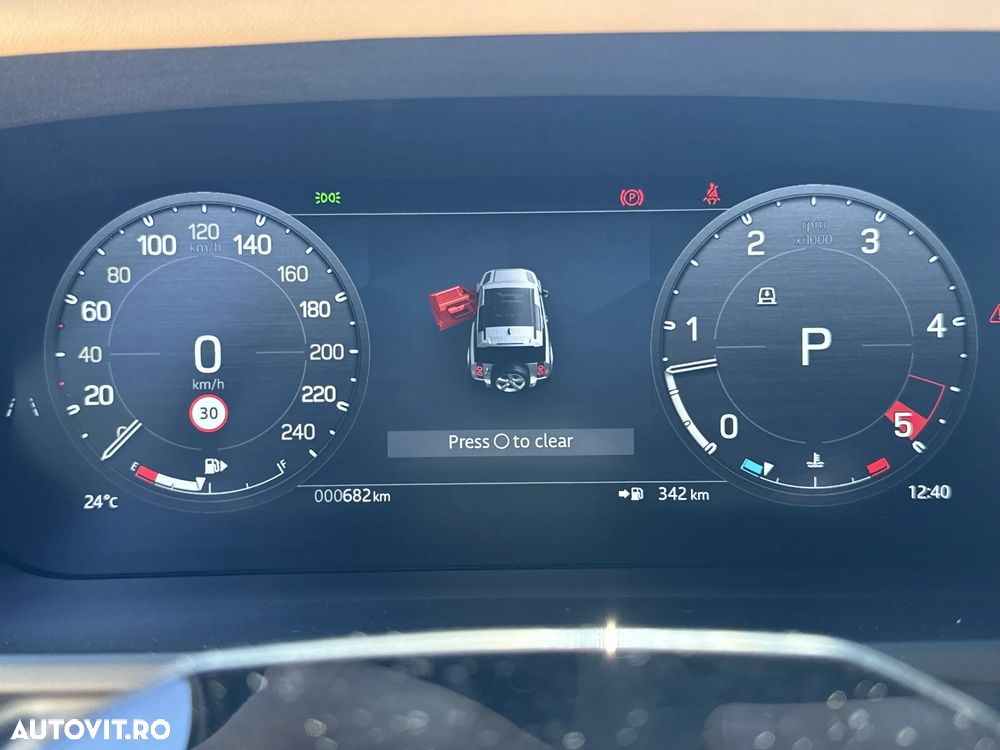 Land Rover Defender 90 3.0D 250 MHEV Hard Top X-Dynamic SE - 11
