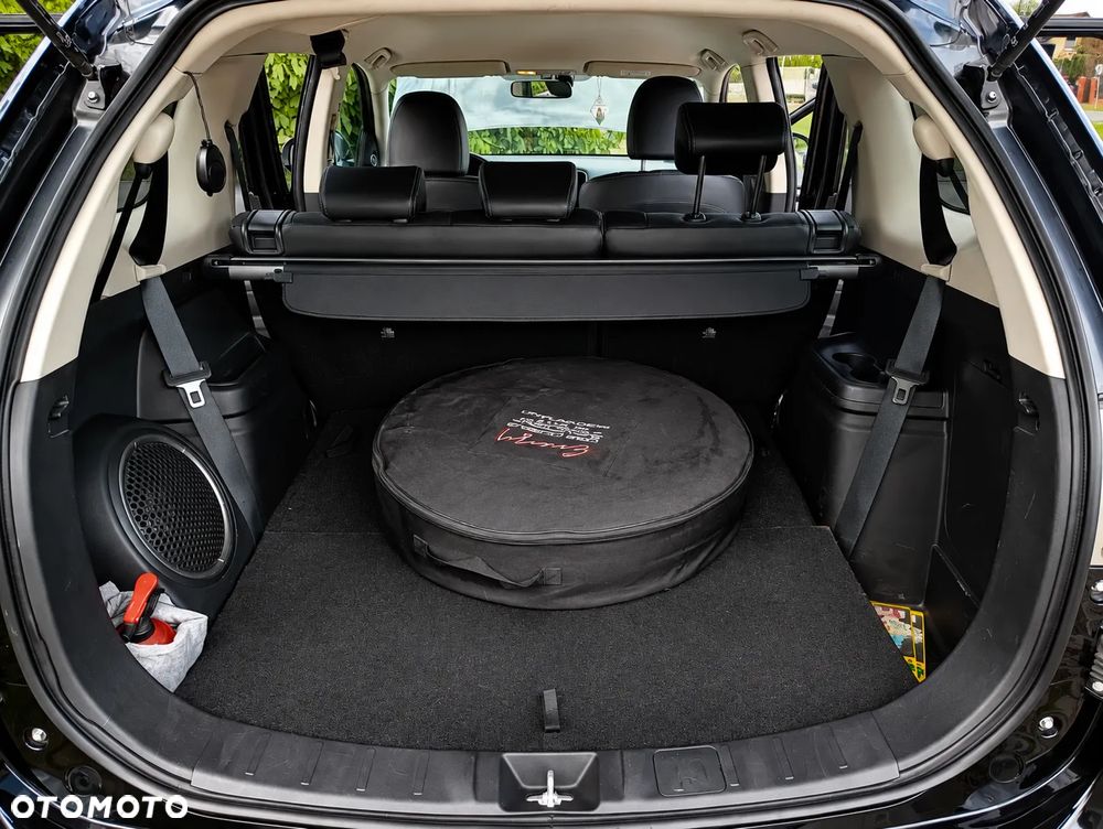 Mitsubishi Outlander 2.0 Intense + CVT - 18