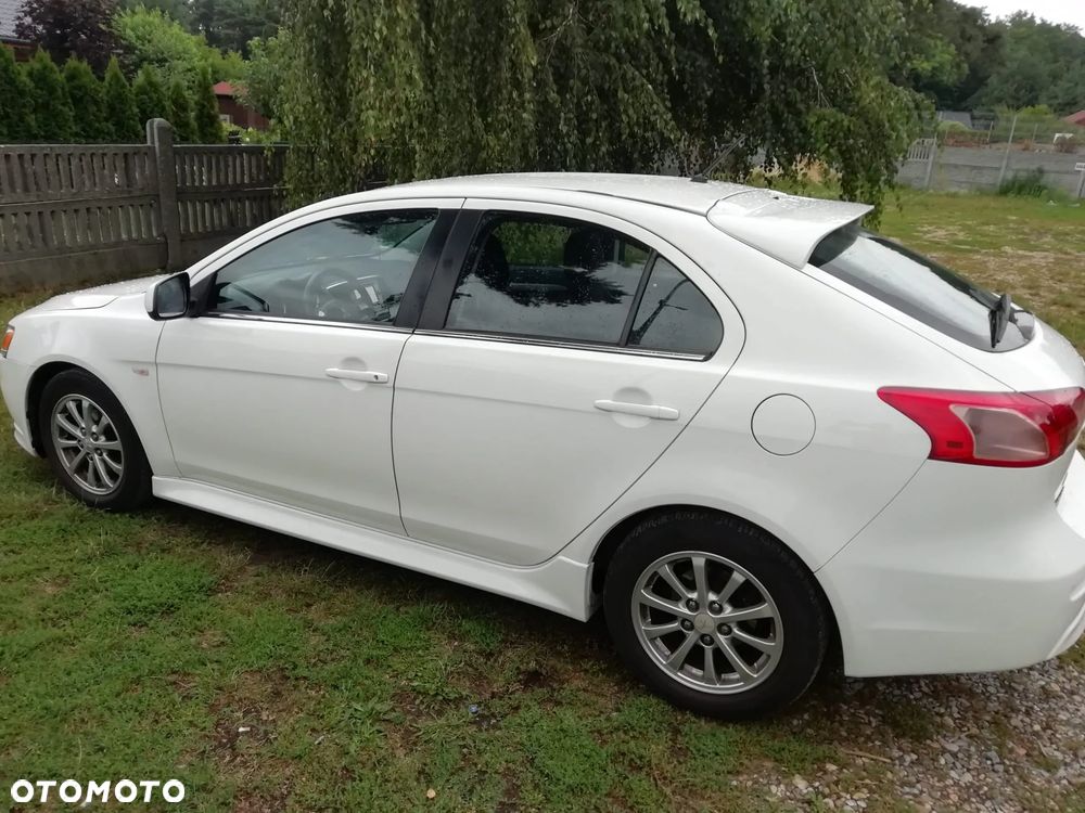 Mitsubishi Lancer 1.6 - 15