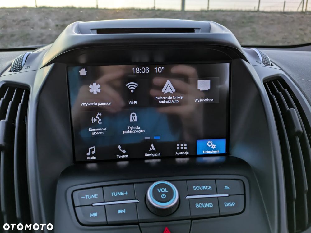 Ford Kuga 1.5 EcoBoost 2x4 SYNC - 38