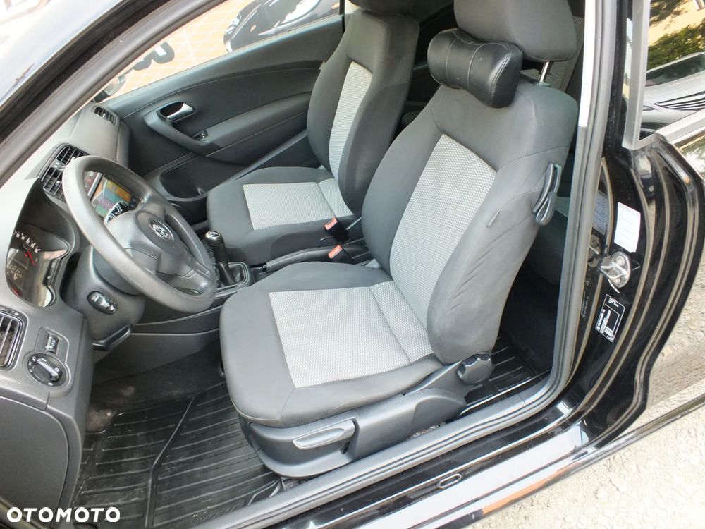 Volkswagen Polo - 13