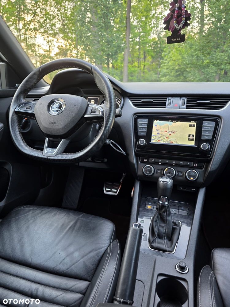 Skoda Octavia 2.0 TDI RS Challenge DSG - 19