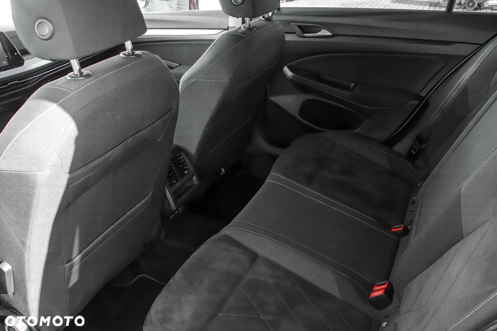 Volkswagen Golf 1.5 TSI BMT Comfortline DSG - 8
