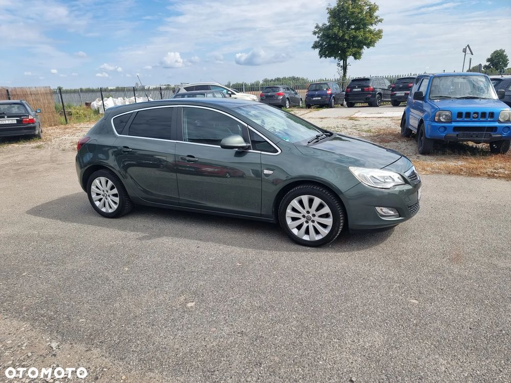 Opel Astra 1.6 Automatik Design Edition - 16