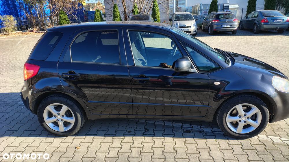 Suzuki SX4 - 16