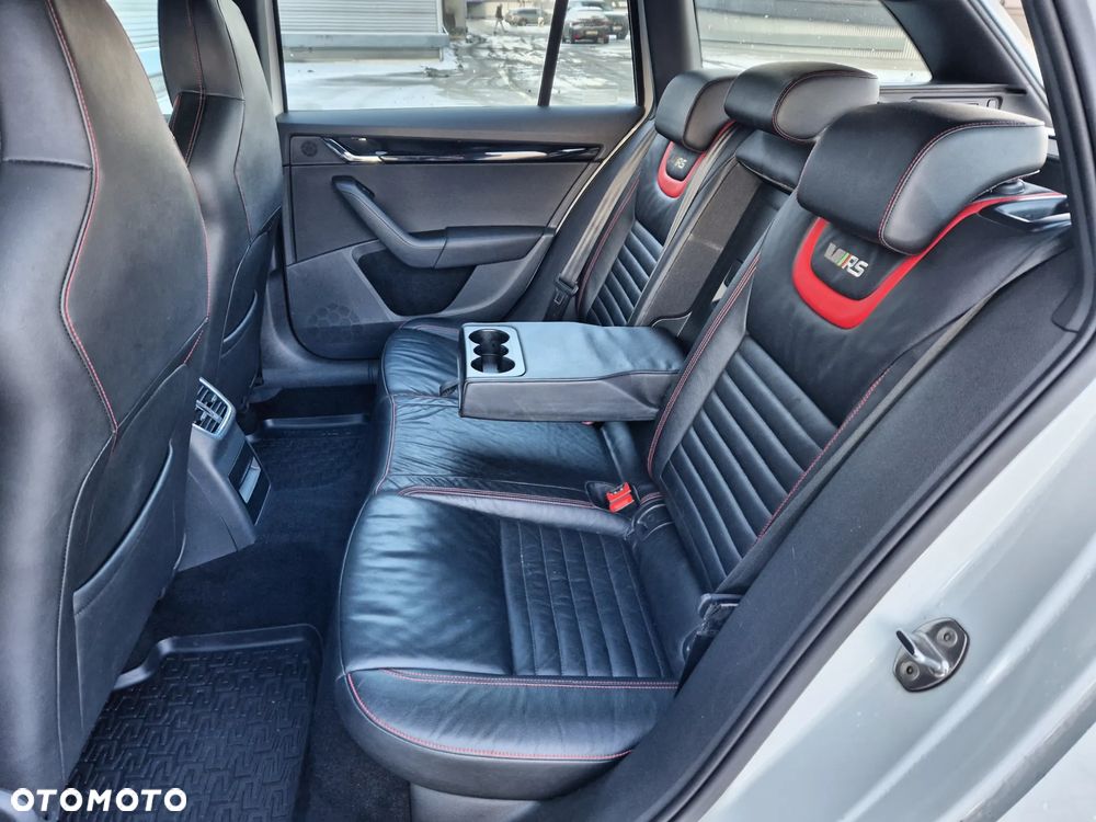 Skoda Octavia 2.0 TSI RS 230 - 23