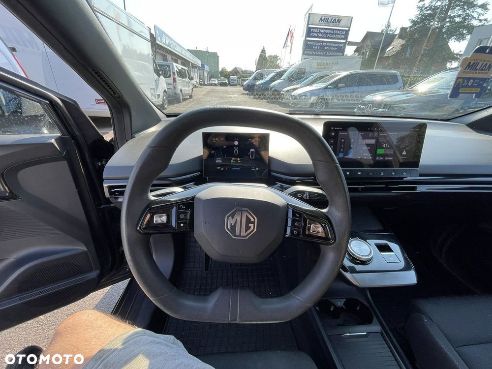 MG 4 Luxury 49 kWh - 22