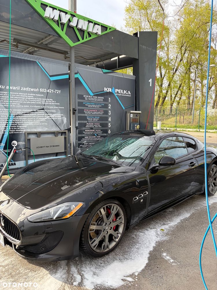 Maserati GranTurismo S Automatik - 11