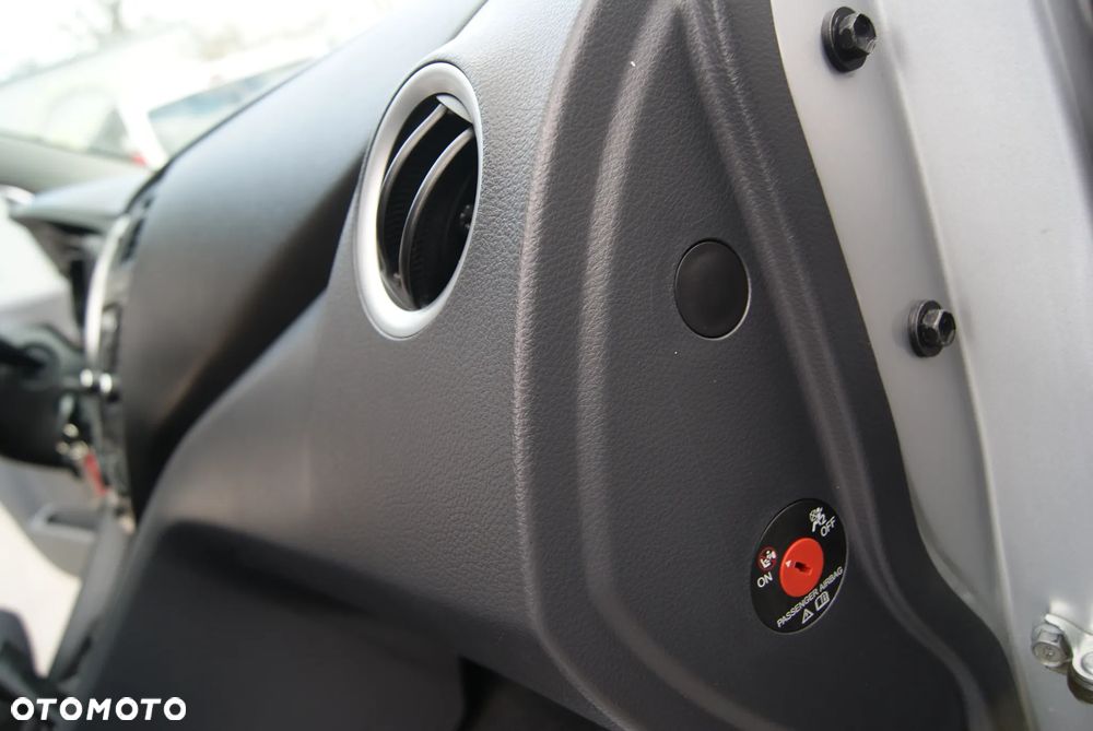 Suzuki Celerio 1.0 Dualjet Comfort - 21