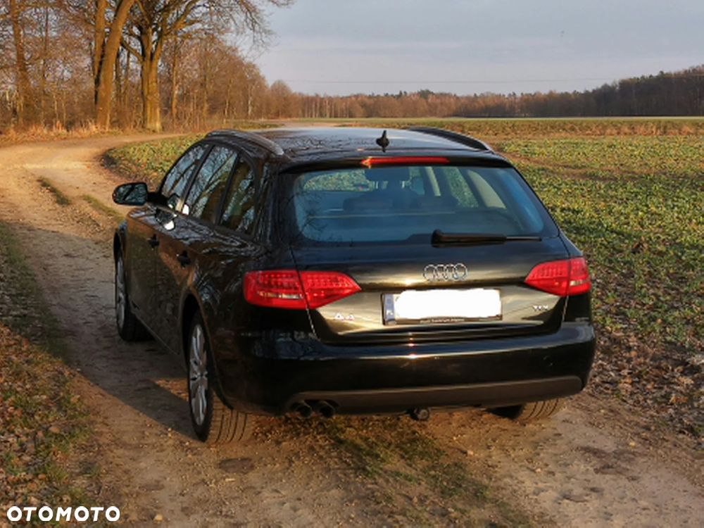 Audi A4 Avant 2.0 TDI - 7