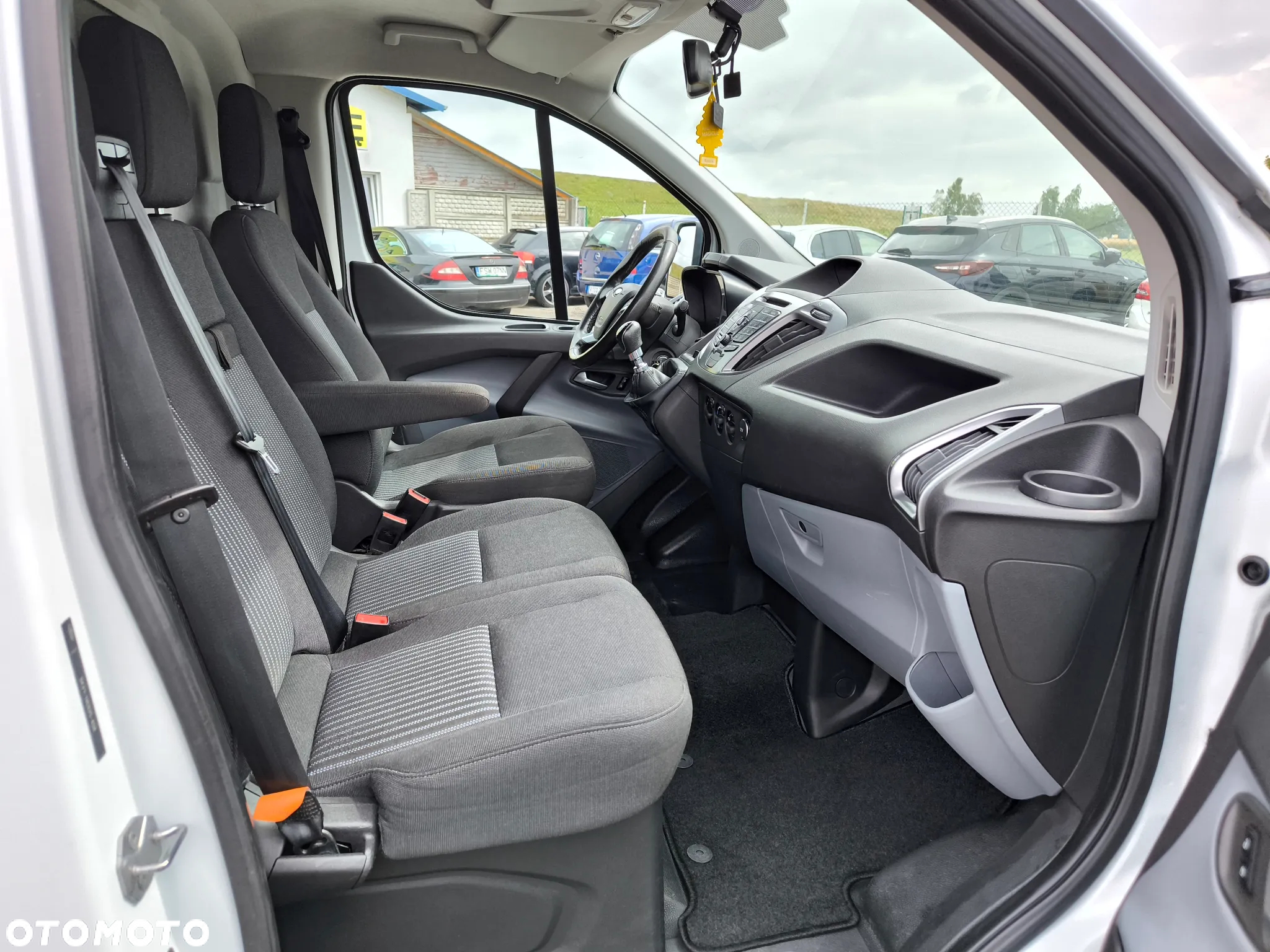 Ford Transit Custom - 10