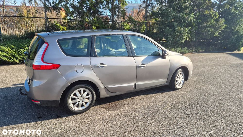 Renault Scenic - 3