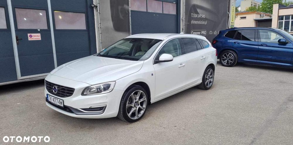 Volvo V60 T5 Drive-E Ocean Race - 2